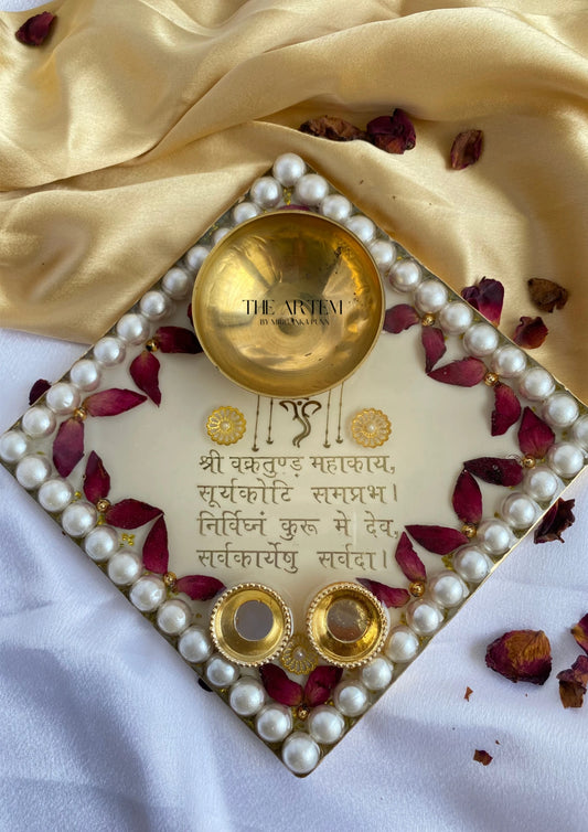 Mantra Flower Preserved Pooja Thali