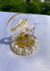 Car Dashboard Accessory With Pearl Detailing
